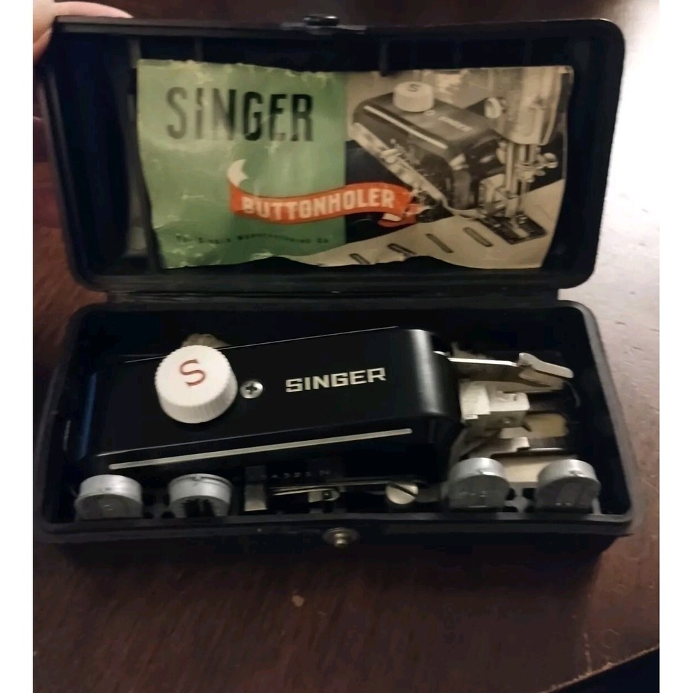Singer‎ Buttonholer Attachment Low Shank Sewing Machine Vintage with Case
